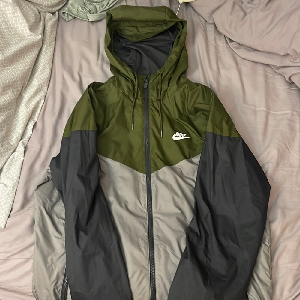 Nike Windbreaker Jacket